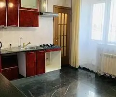 Parduodamas didžiulis butas 3 kambarių, 121 m²