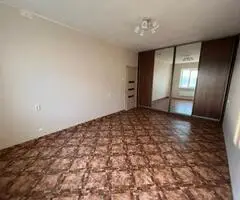 1 miegamasis, 39 kv. m. pastatyti 2011 m.