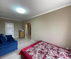 1 kambarys, Butas šviesus