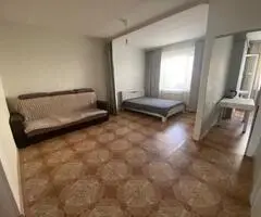 1 kambarys, 38 m² kavadratai