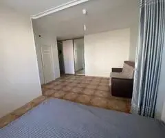 1 kambarys, 38 m² kavadratai