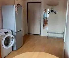 Parduodamas 1 kambario butas