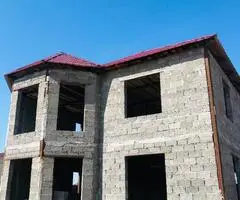 Nebaigtas statyti 160kv. m. namas